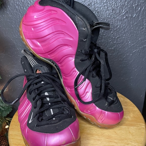 Nike Air Pink Foamposite - Picture 4 of 6